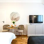 Aesthetic Cosy - Alba Apartman *