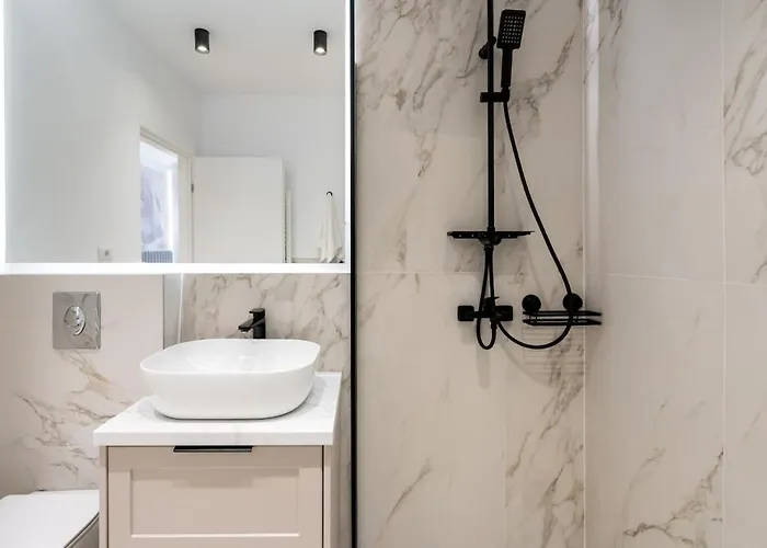 Aesthetic Cosy - Alba Bukurešť